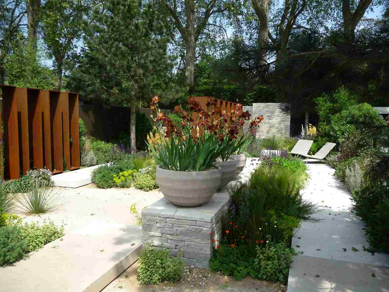 Jardin contemporain 30 id es d 39 am nagement for Idee casa minimalista