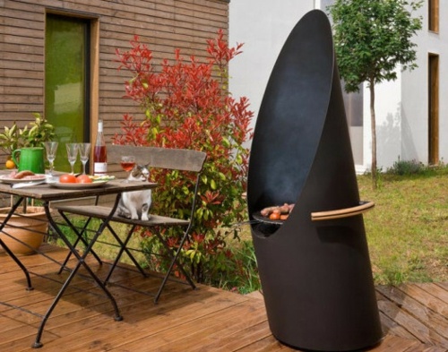barbecue charbon sur terrasse