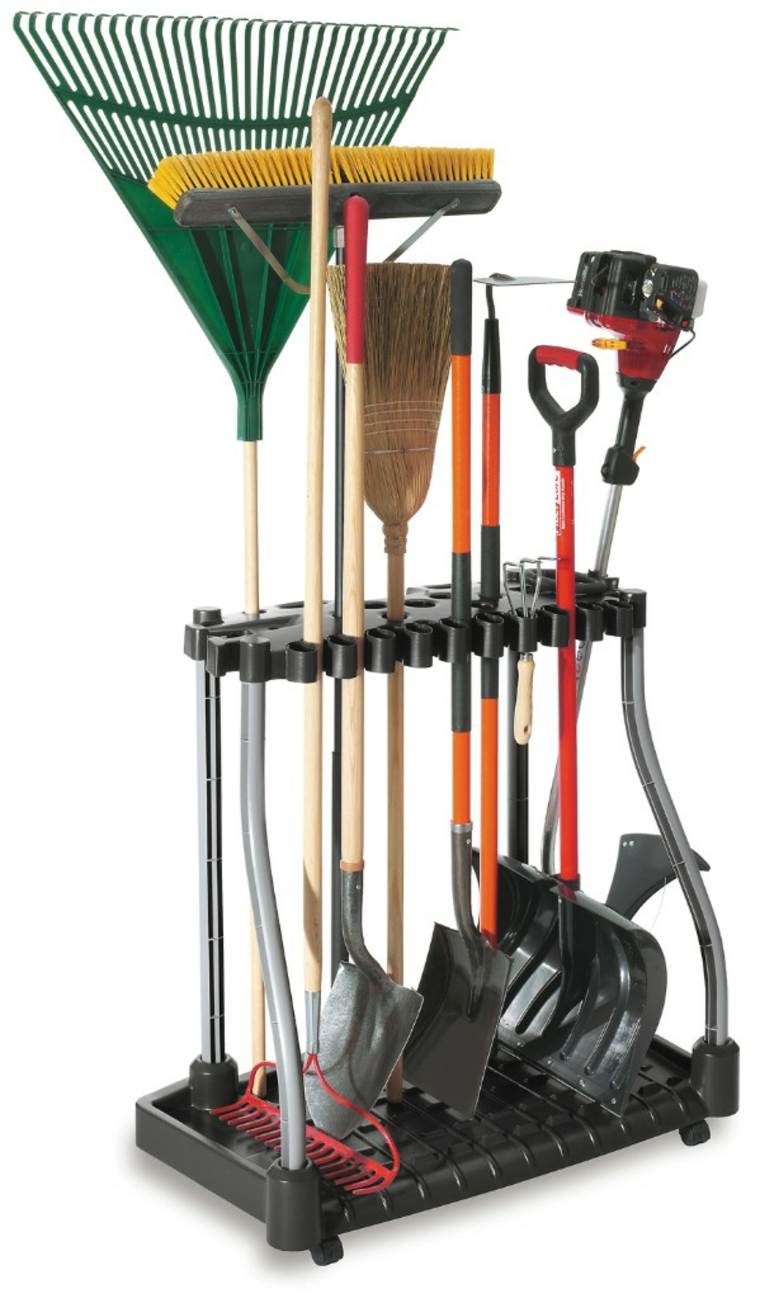 Range outils de jardin et organisation du garage