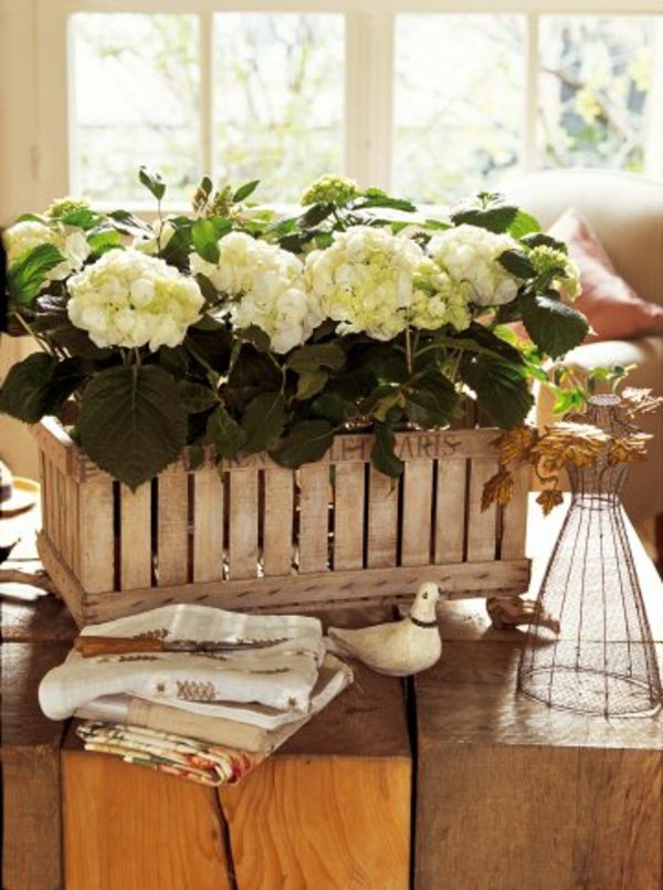 décoration florale caissette Pâques