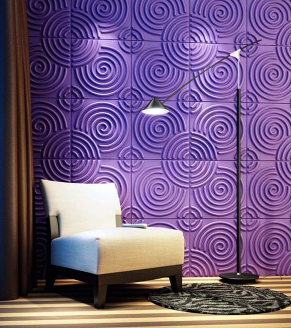 déco salon mur violet fauteuil blanc tapis de sol lampe design