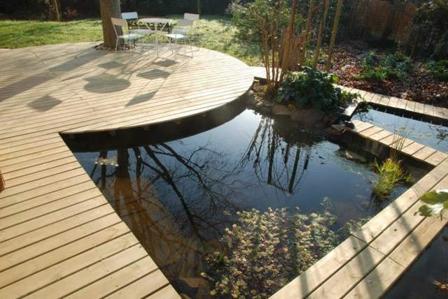idée aménagement terrasse aquatique parquet bois