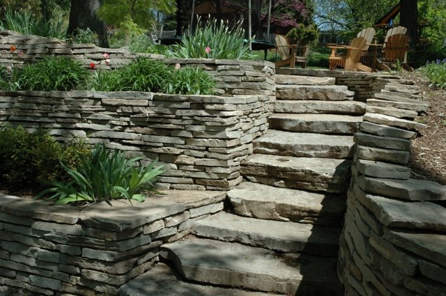jardin terrasses escaliers pierre