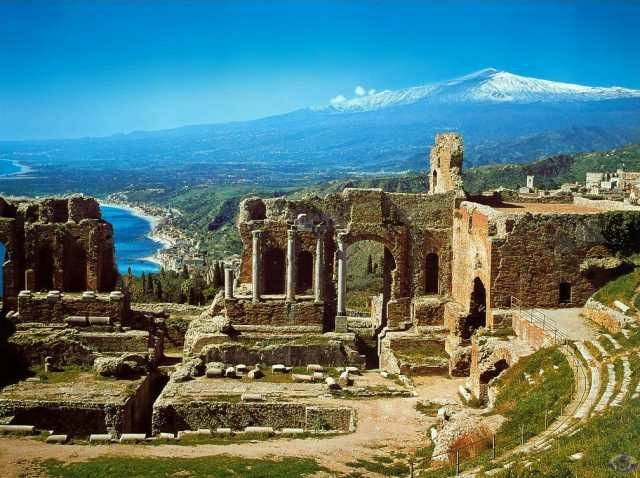 Sicile volcan Etna anciens villes Romaines