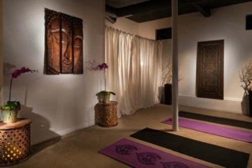 espace meditation vue tableau bouddha bois