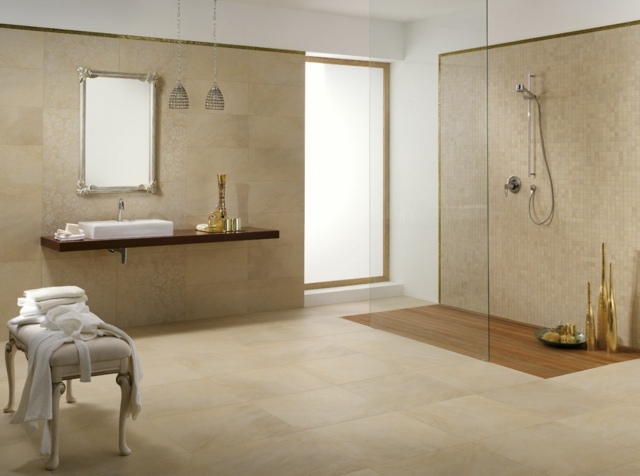salle de bain spacieuse idée aménagement pouf cuir douche cabine miroire lampe suspendue 