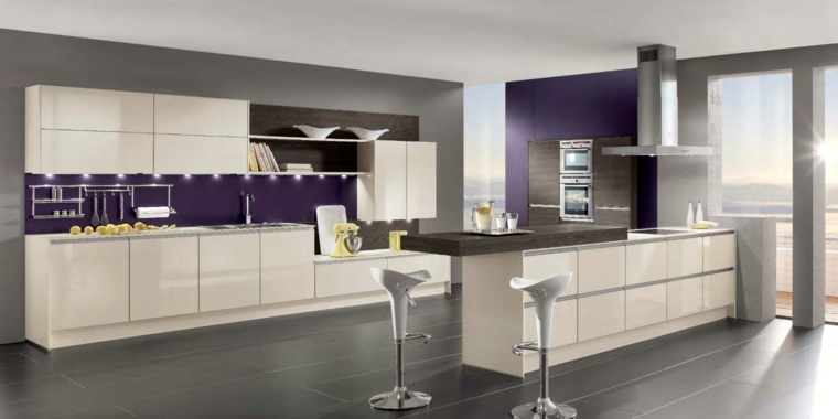 îlot de cuisine moderne gris violet