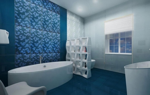 Idée-déco-salle-de-bains-couleur-bleue-beau-luminaire-baignoire