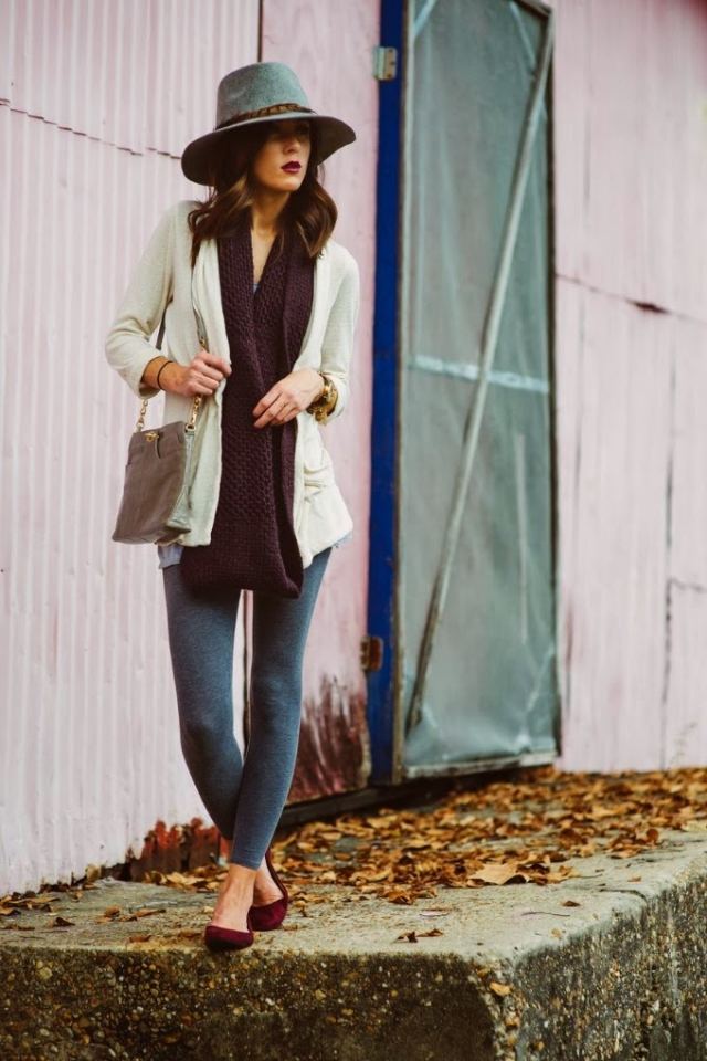 accessoires-femme-automne-écharpe-tricotée-sombre-chapeua-capéline-jean accessoires femme