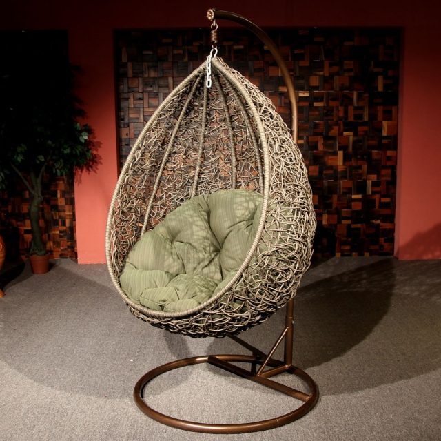 chaise-egg-salon-confort-complet-idée-originale
