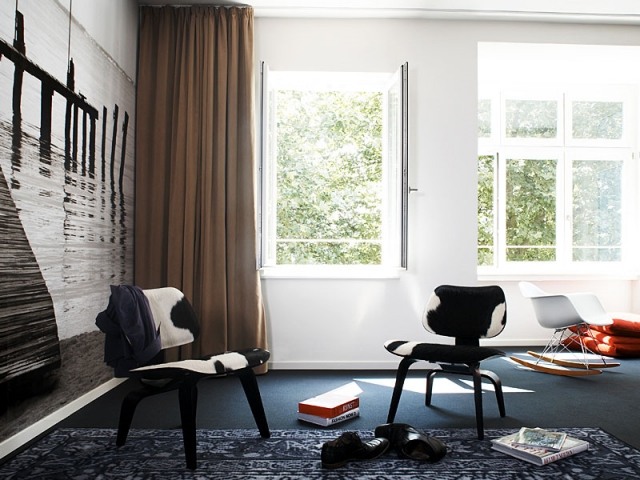 chaises-design-Eames-LCW-RAR-bascule-Vitra