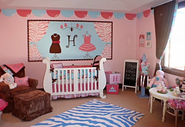 tableau chambre bébé fille tapis de sol lit bébé