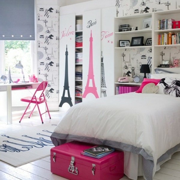 chambre fille thème parisien accents roses