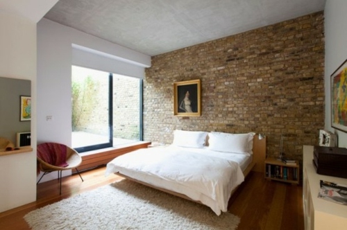 chambre minimaliste mur briques