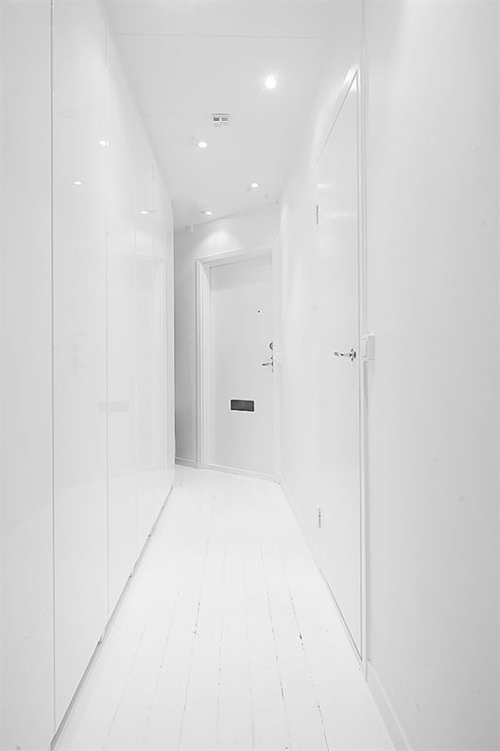couleur blanche couloir long