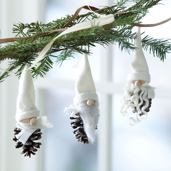déco-de-Noël-DIY-idée-originale-pere-Noel-branches-sapin