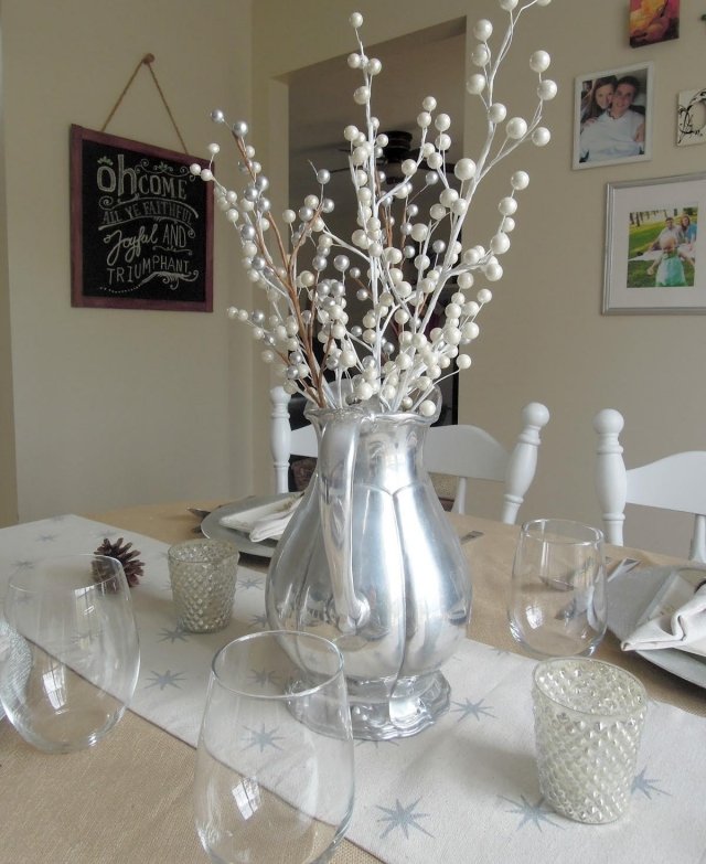 décoration-de-table-hiver-idées-centre-table-couleur-argent