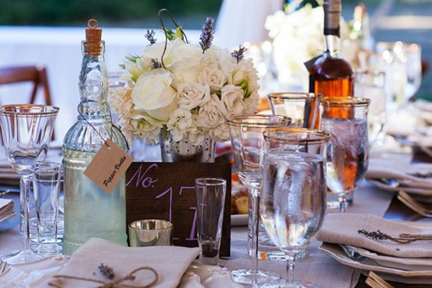 idee decoration table mariage exterieur