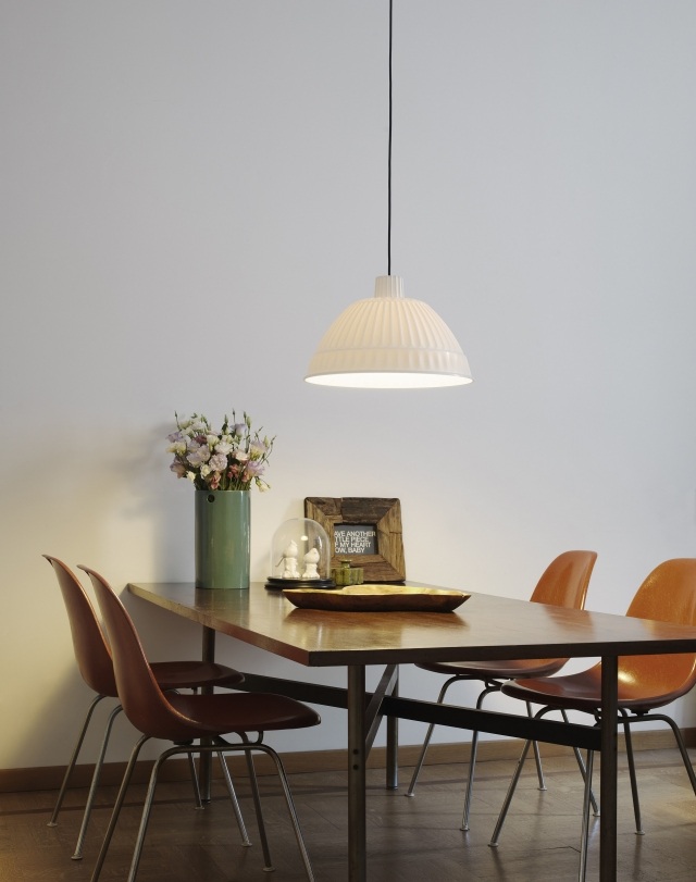luminaire-design-Cloche-suspension-Fontana-Arte-salle-manger