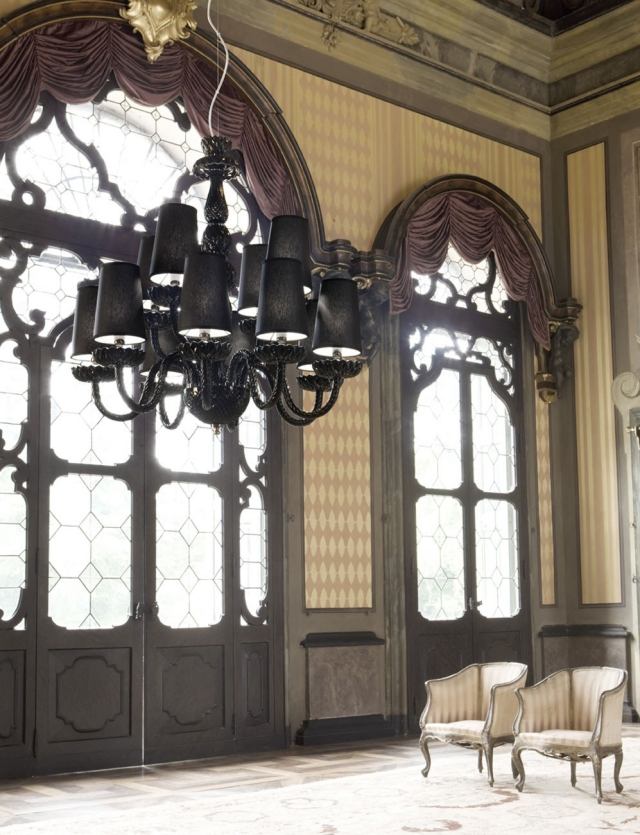 lustre-design-Italamp-noir-élégant-salon-spacieux