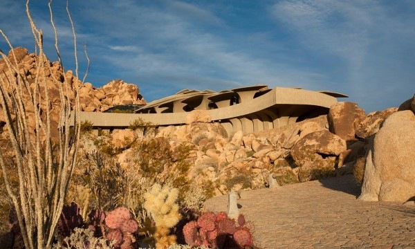 maison architecture moderne desert