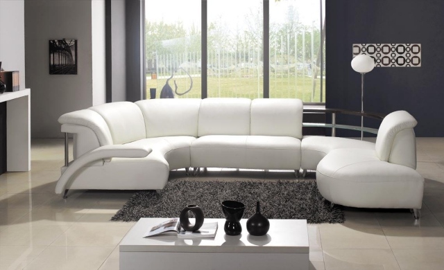 meubles-contemporains-idée-originale-canapé-cuir-blanc-tout-confort