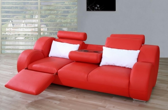 meubles-contemporains-idée-originale-canapé-rouge-tout-confort