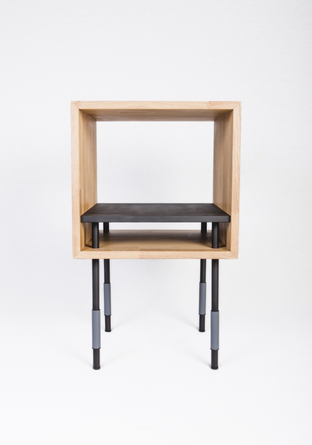 meubles design Jordi-Lopez-Aguillo-Nicolas-Perot-collection-Y-table-de-chevet