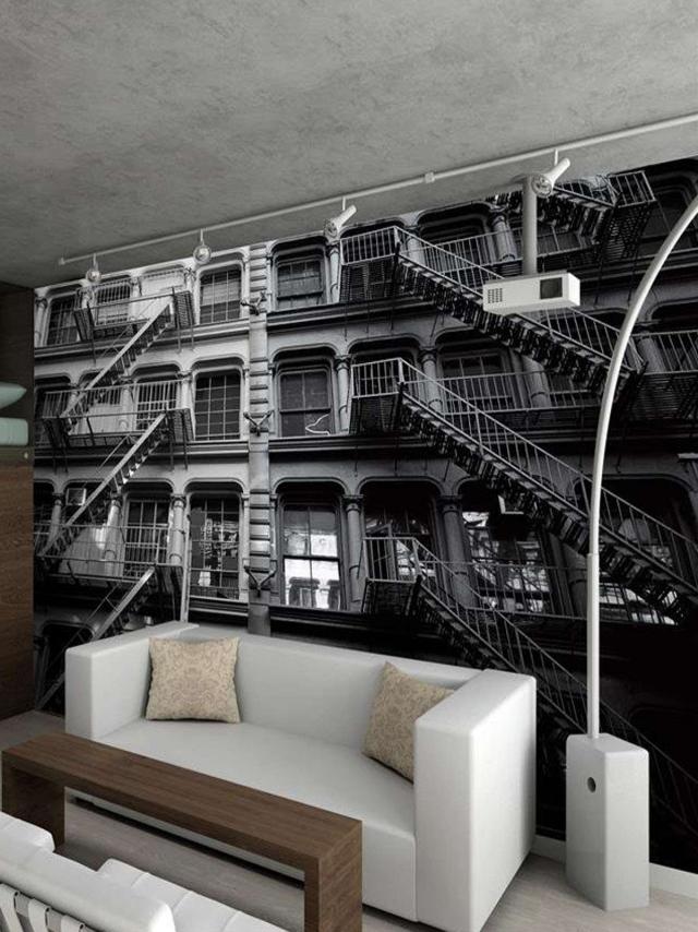 papier-peint-New-York-édifice-noir-blanc-salon-canapé-blanc-table-bois