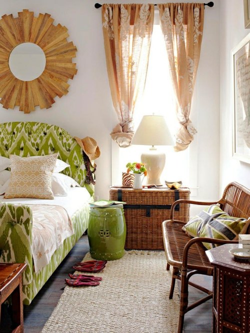 petite chambre coucher vue lit accents vert