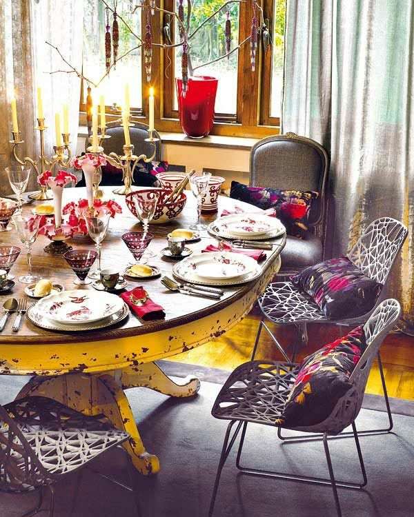 table à manger décor vintage atmosphere conviviale