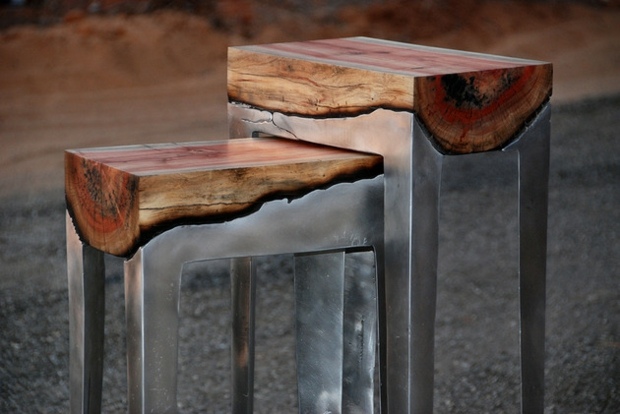 tables basses en aluminium et bois contraste frappant