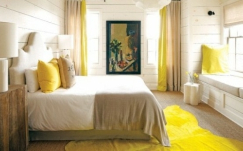 tapis jaune chambre coucher commode