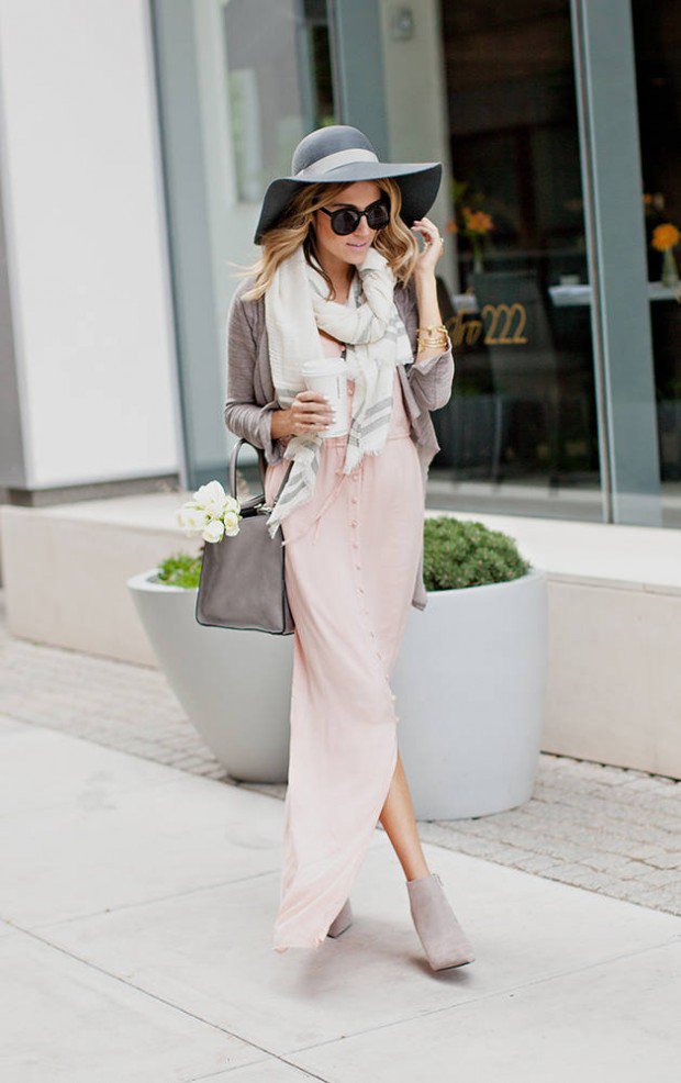 tenue-femme-2014-automne-robe-rose-pâle-bottines-grises-talon-capéline tenue femme 2014