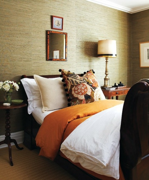vue grand lit couverture orange