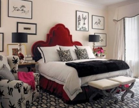 vue literie comfortable tete lit rouge chambre coucher