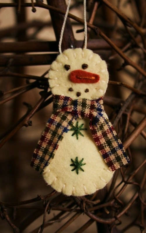 Bonhomme de neige DIY feutre figurine textile 