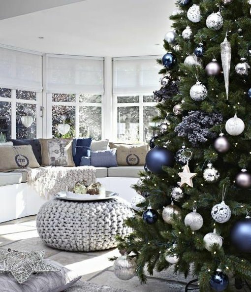 salon design grande arbre Noel
