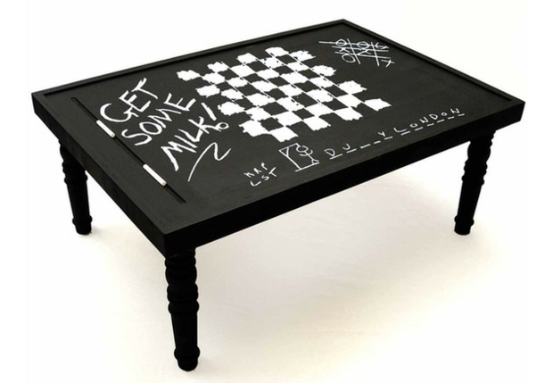 table basse surface tableau noir