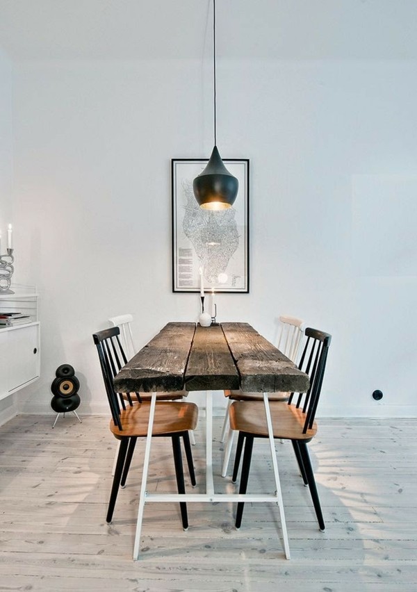 Table à manger ancienne mobilier récup  look minimaliste vintage 
