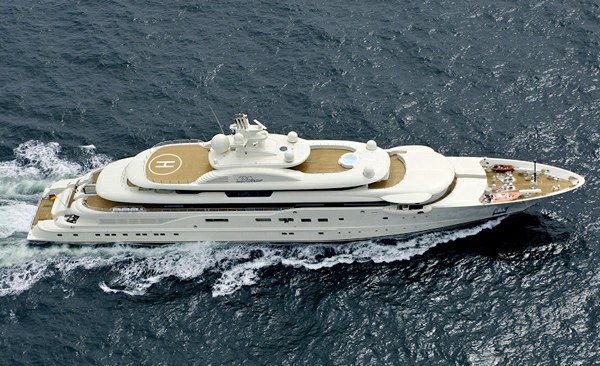 yacht 8 design elegant