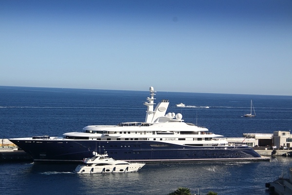 yacht de luxe 9 moderne