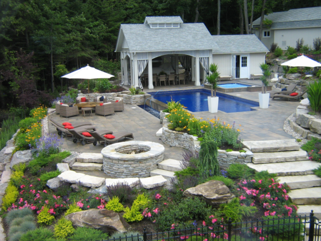 Amenagement paysager jardin piscine