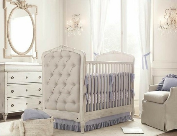 chambre bebe luxueuse bleu blanc idée déco