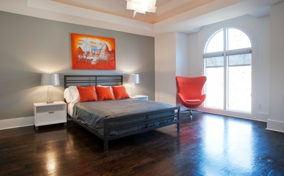 chambre coucher minimaliste gris orange