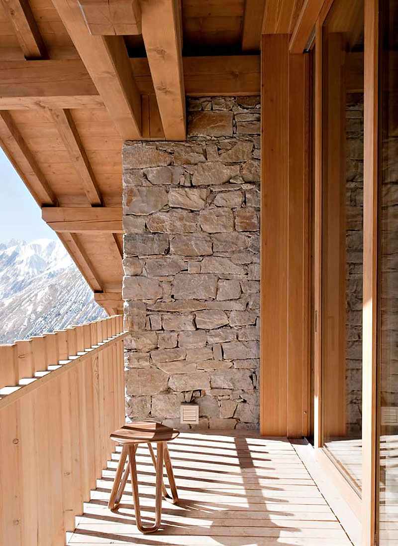 design moderne architecture contemporaine intérieur design chalet béranger bois nature alpes noé duchaufour