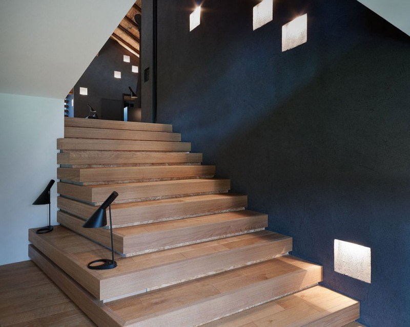 escaliers bois lampes modèle de maison moderne montagne bois  villa france jka fuga contemporain morzine france