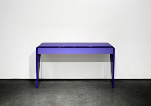 manta de dune console table bleu desing objet style bon goût