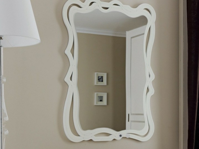 Erica objet design beau miroir avec cadre blanc 