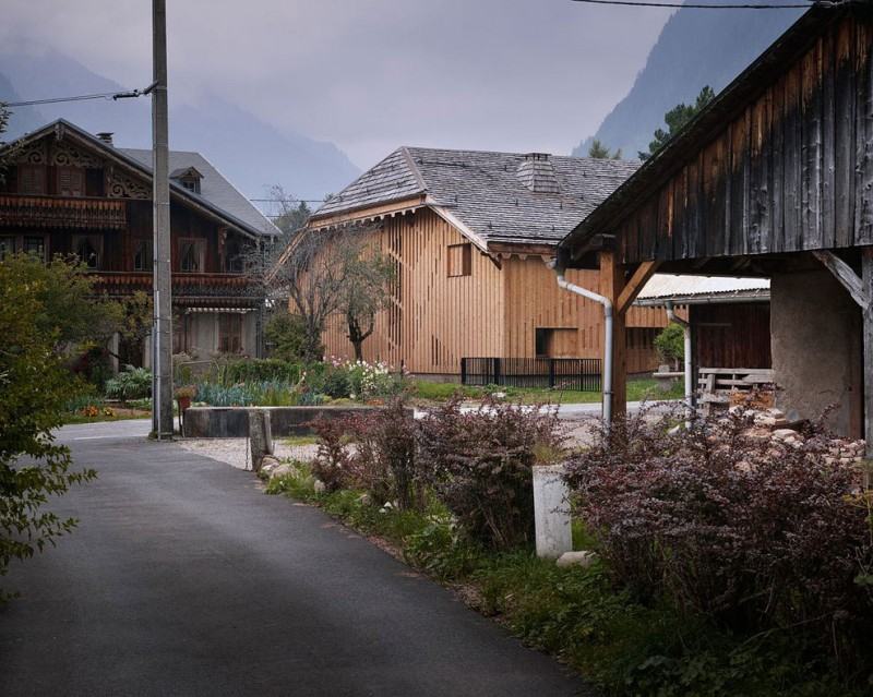 modèle de maison moderne montagne bois  villa france jka fuga contemporain morzine france
